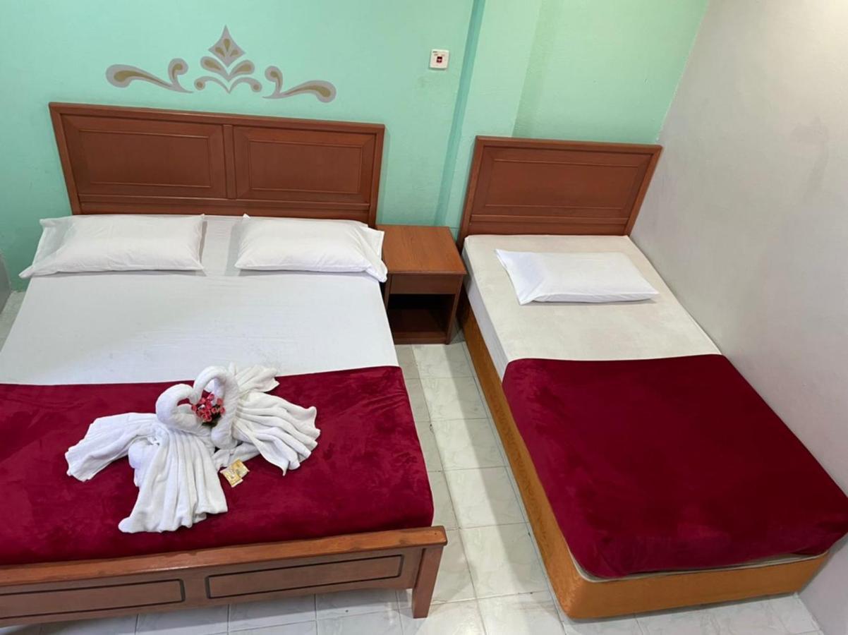 Samudera Hotel Kampung Kuala Besut Extérieur photo
